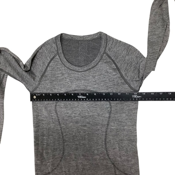 Lululemon Swiftly Tech Long Sleeve Crew
Heathered Black Sz 6 - Picture 4 of 8